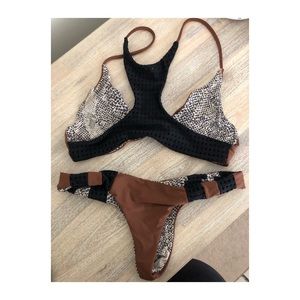 Acacia Set - L top/M bottom